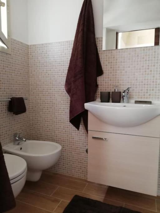 Appartamento Centralissimo Mottola Luaran gambar